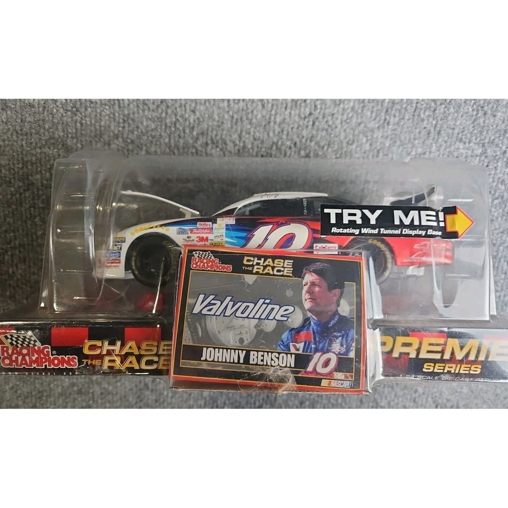 JOHNNY BENSON #10 2001 CHASE THE RACE,RACING CHAMPIONS ROTATING WIND TUNNEL, NEW